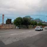 La fabbrica sorge in via Bruno Buozzi e confina con l'estesa area un tempo occupata dalla Stanic, la raffineria da cui prende il nome il quartiere in cui � situato